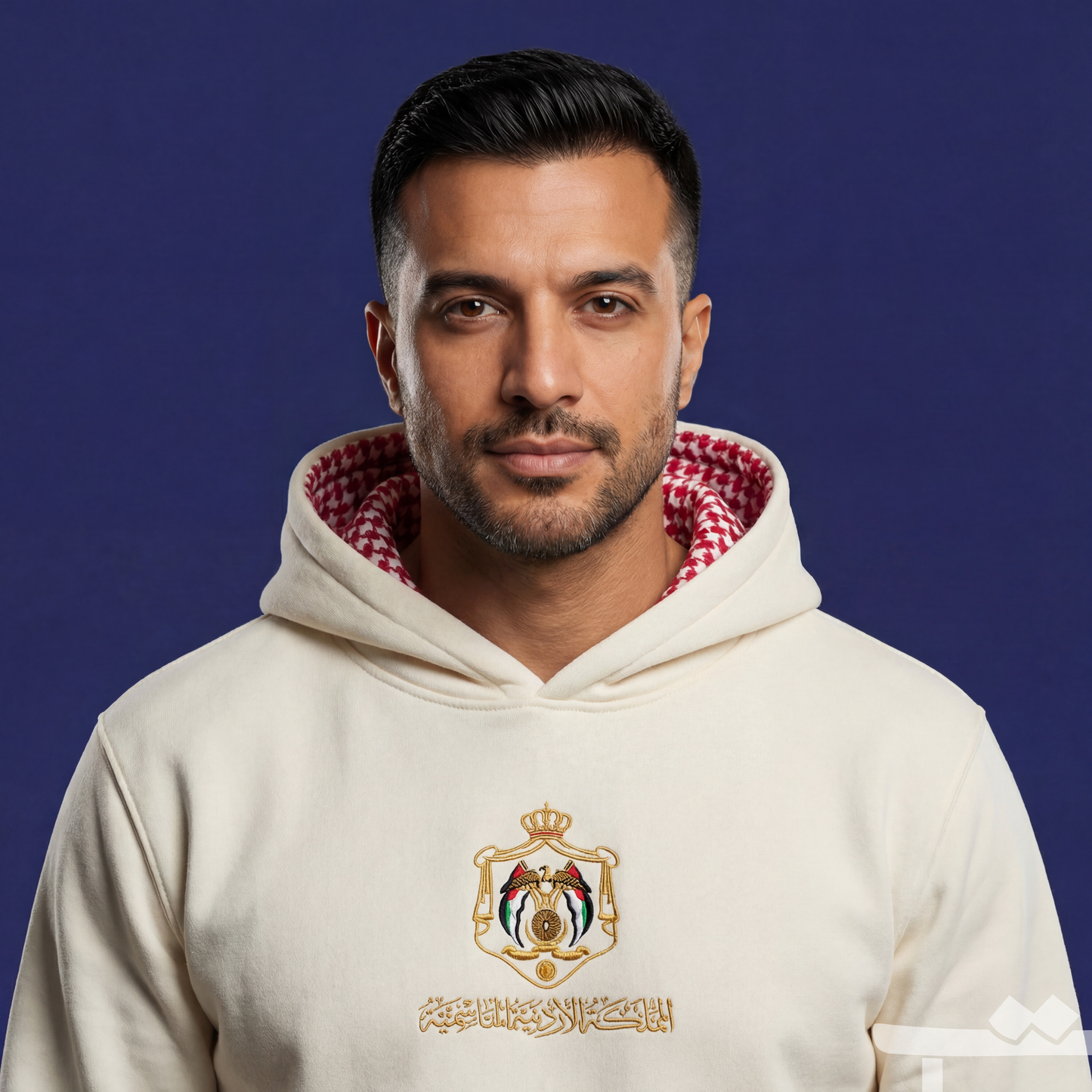 هودي المملكة (تطريز ذهبي وشماغ)